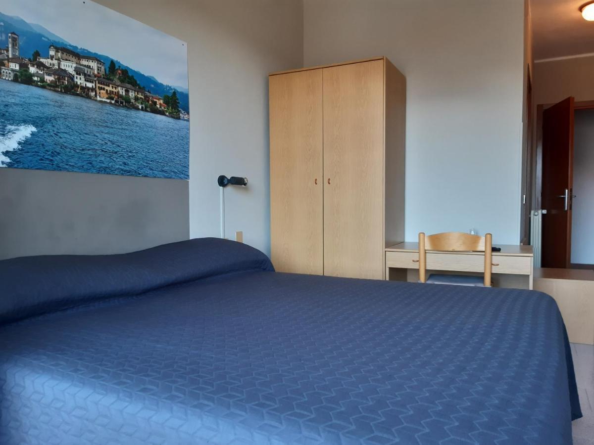 Hotel Battle Of Britain Амено Экстерьер фото