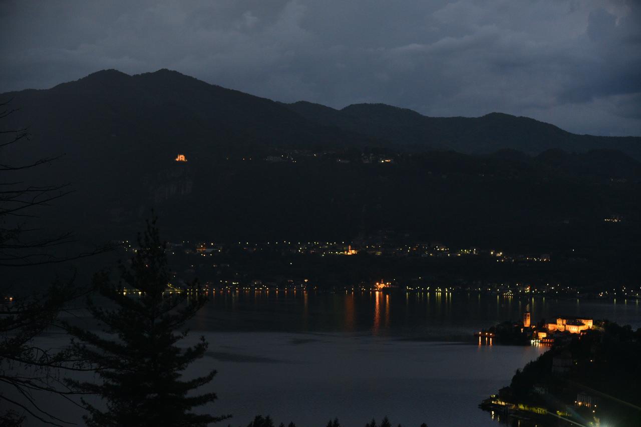 Hotel Battle Of Britain Амено Экстерьер фото